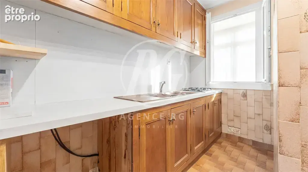Garches cœur de ville – appartement 3 pièces de 87 m² (80 m² carrez) à rénover – emplacement idéal - photo 3