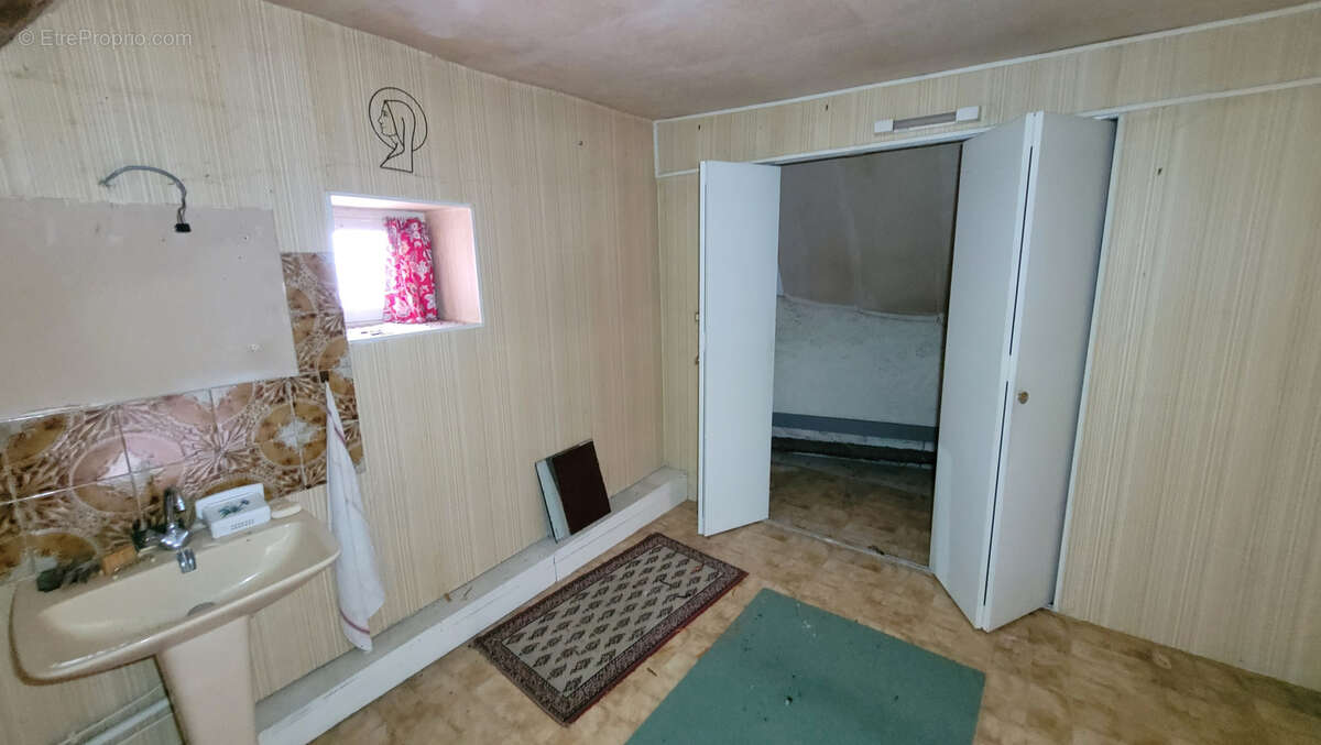 Maison à POUGUES-LES-EAUX