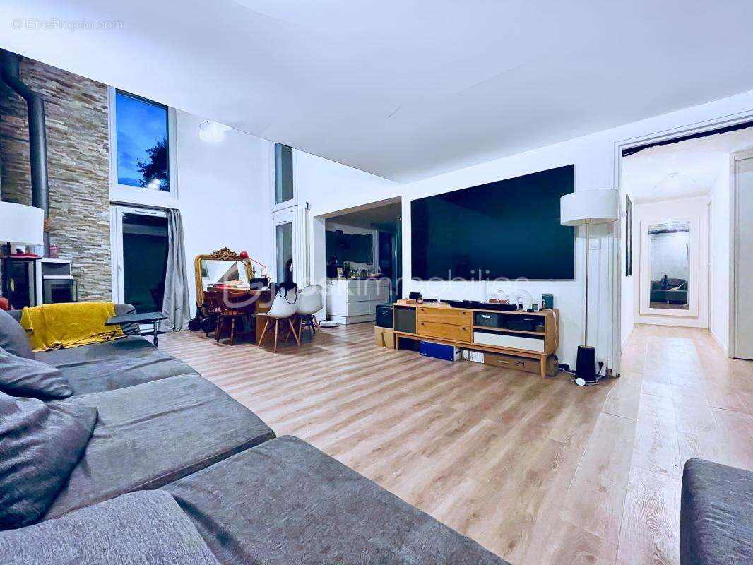 Maison à EMERAINVILLE