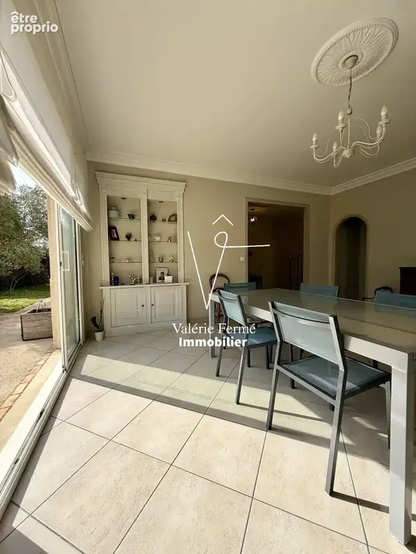 Elégante Maison Familiale: 5 chambres, Double-garage- Proche Golf Bordelais-Bordeaux - photo 10