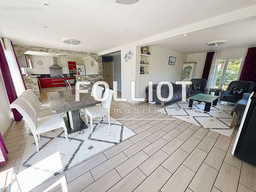 A vendre Maison familiale 50000 SAINT LO - photo 6