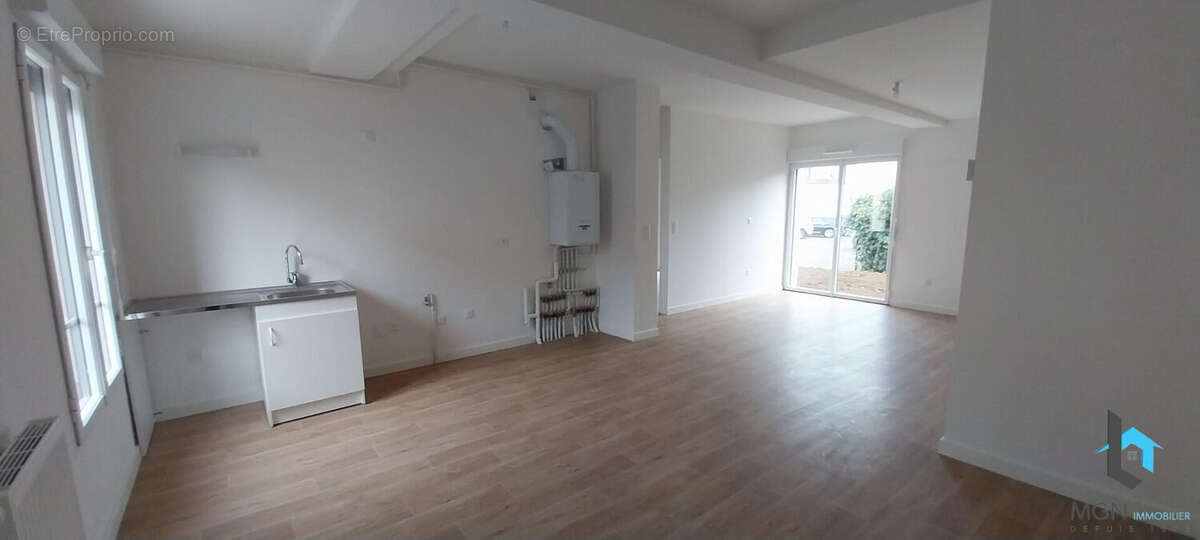 Appartement à EPERNON