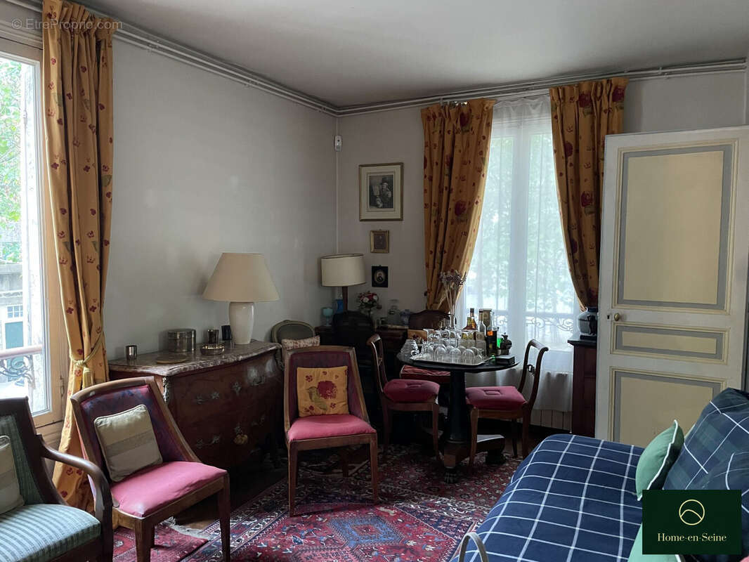 Maison à PARIS-17E