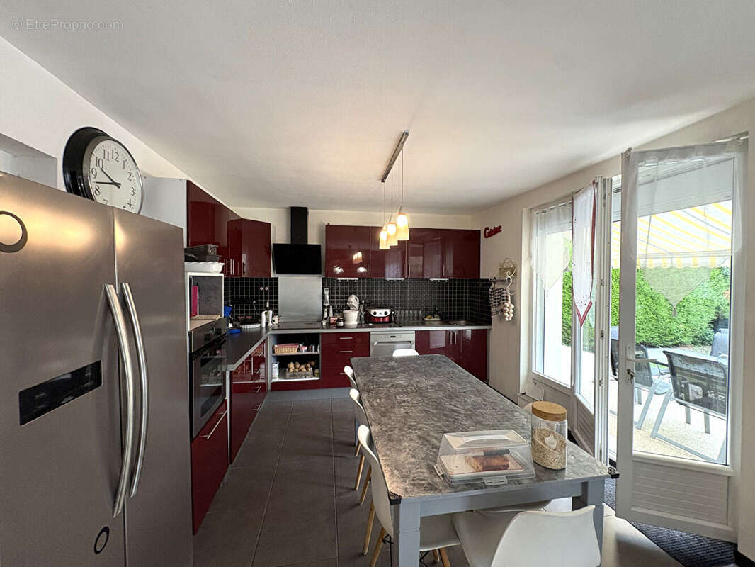Maison 7 pièce(s) 184 m² - charleville-mézières - photo 3