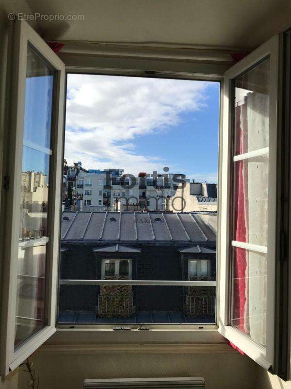 Appartement à PARIS-3E