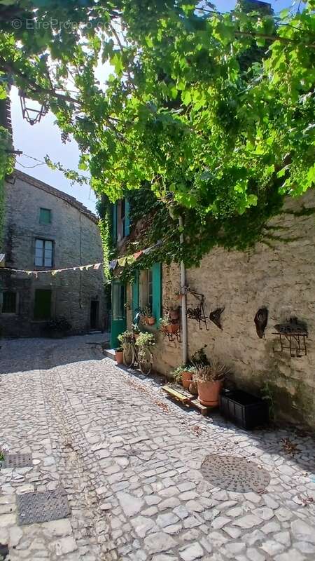 Charmante maison en pierres, pleine de caractère. - photo 5