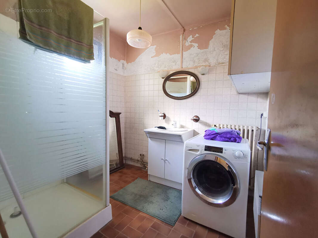 Maison à YZEURES-SUR-CREUSE