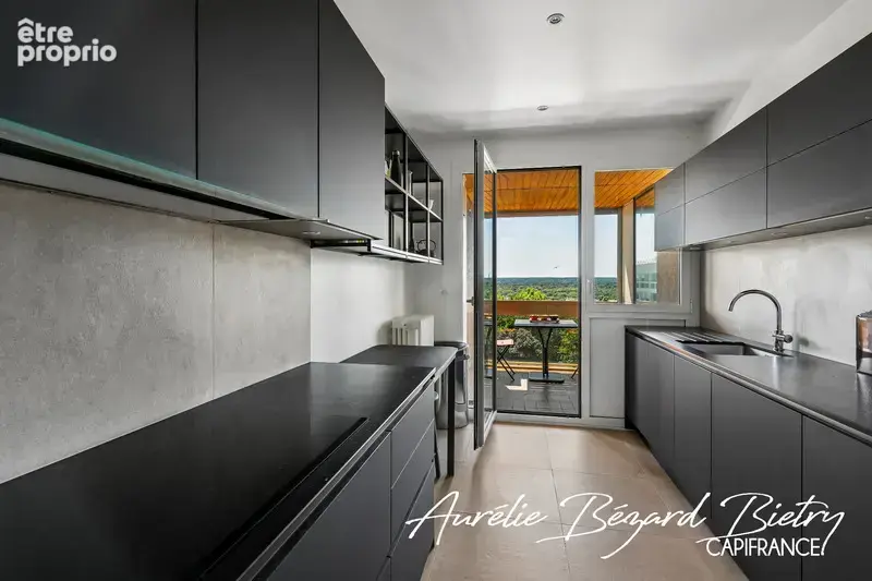 Dernier étage avec vue panoramique et loggia - photo 6