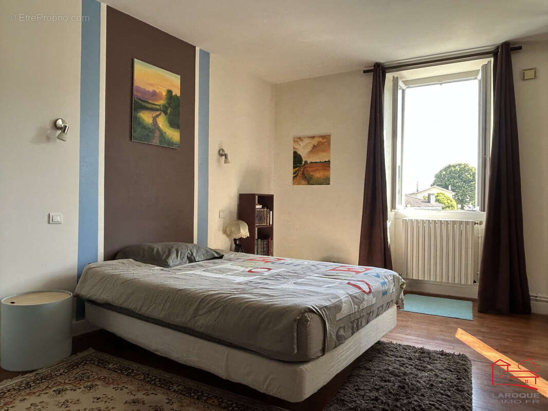 Maison à LAROQUE-TIMBAUT