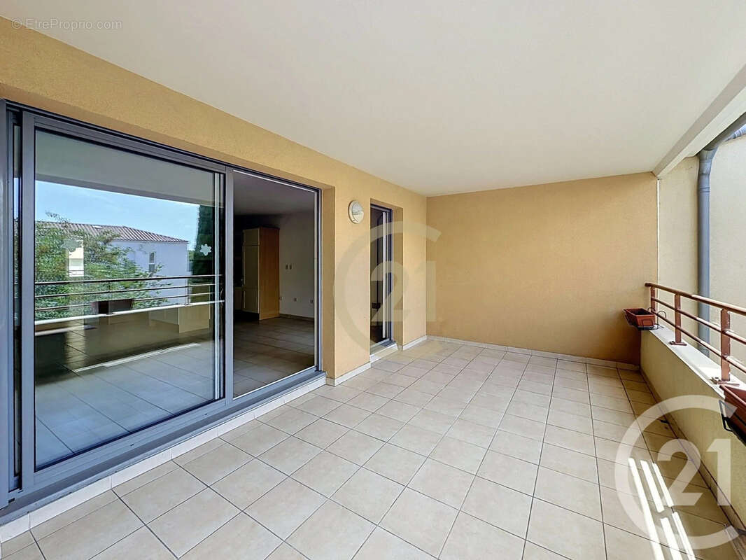 Appartement à UZES