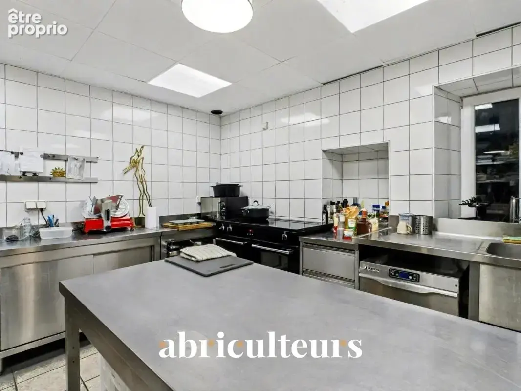 Propriété de caractère rénové et dans un environnement verdoyant en vente à  Charvonnex Annecy (74370) - photo 22