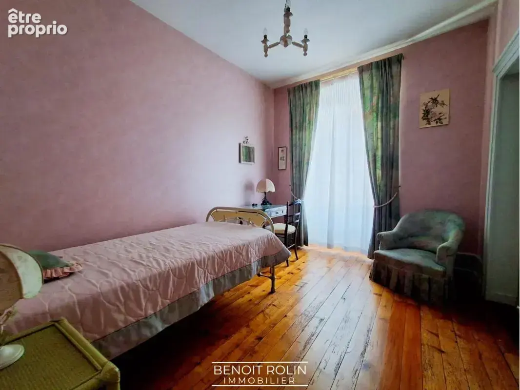 Maison bourgeoise du XIXe siècle au cœur de Saint-Calais - photo 9