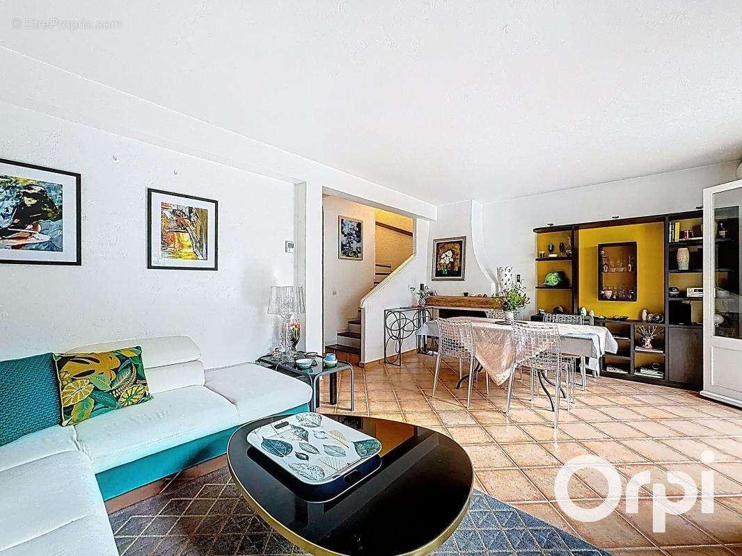 Maison à VILLENEUVE-LOUBET