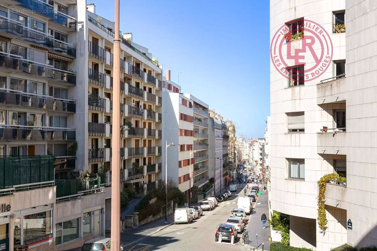 Appartement à PARIS-19E