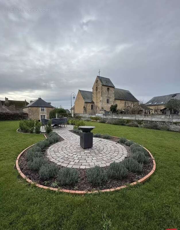 Appartement à SAINT-OUEN-EN-CHAMPAGNE