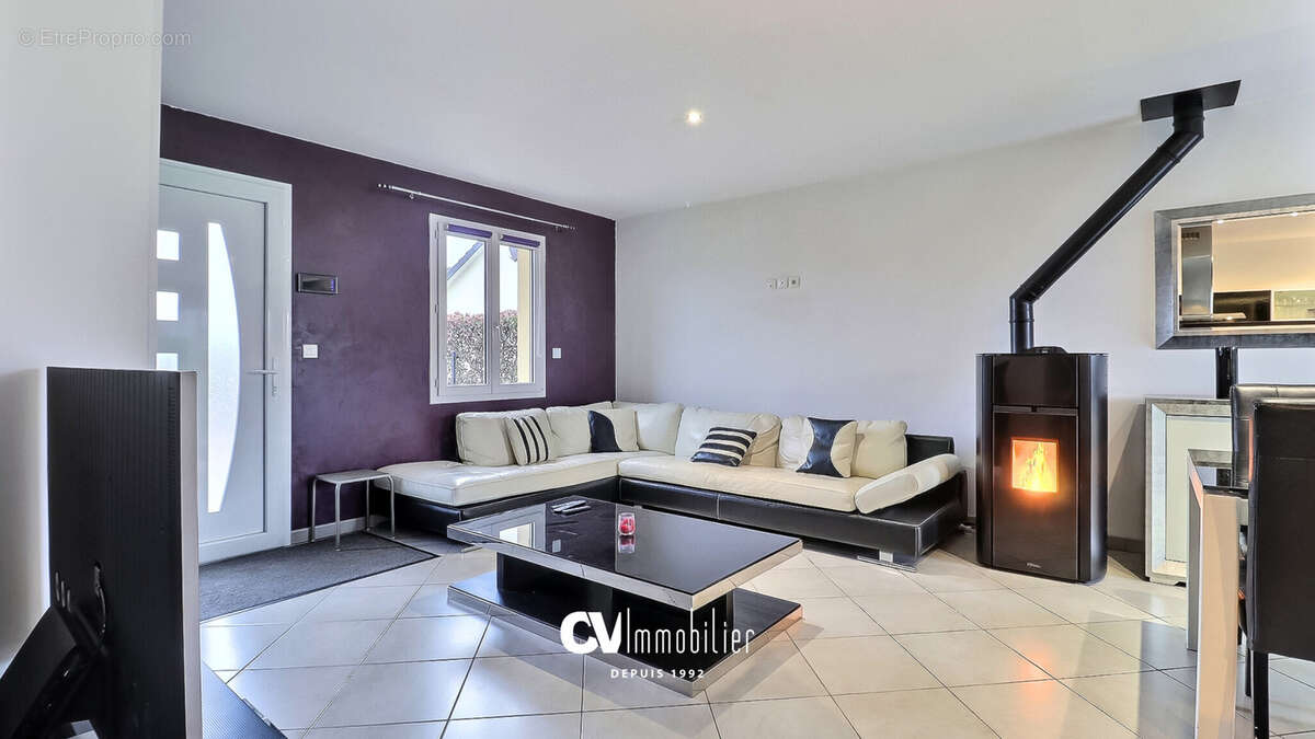 Maison à TOURVILLE-LA-CAMPAGNE