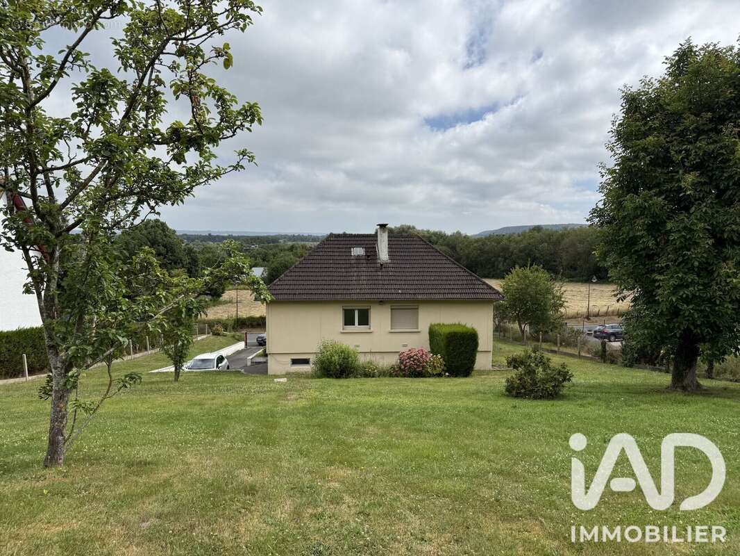 Photo 2 - Maison à LA RIVIERE-SAINT-SAUVEUR