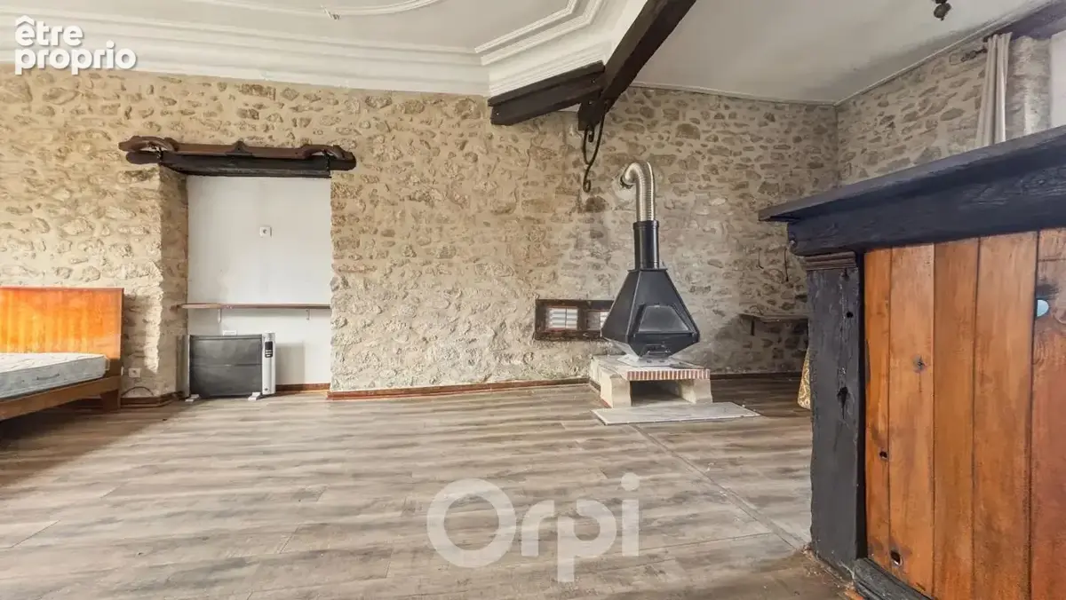 Charmante maison en pierres à St-Sulpice-Laurière - photo 5