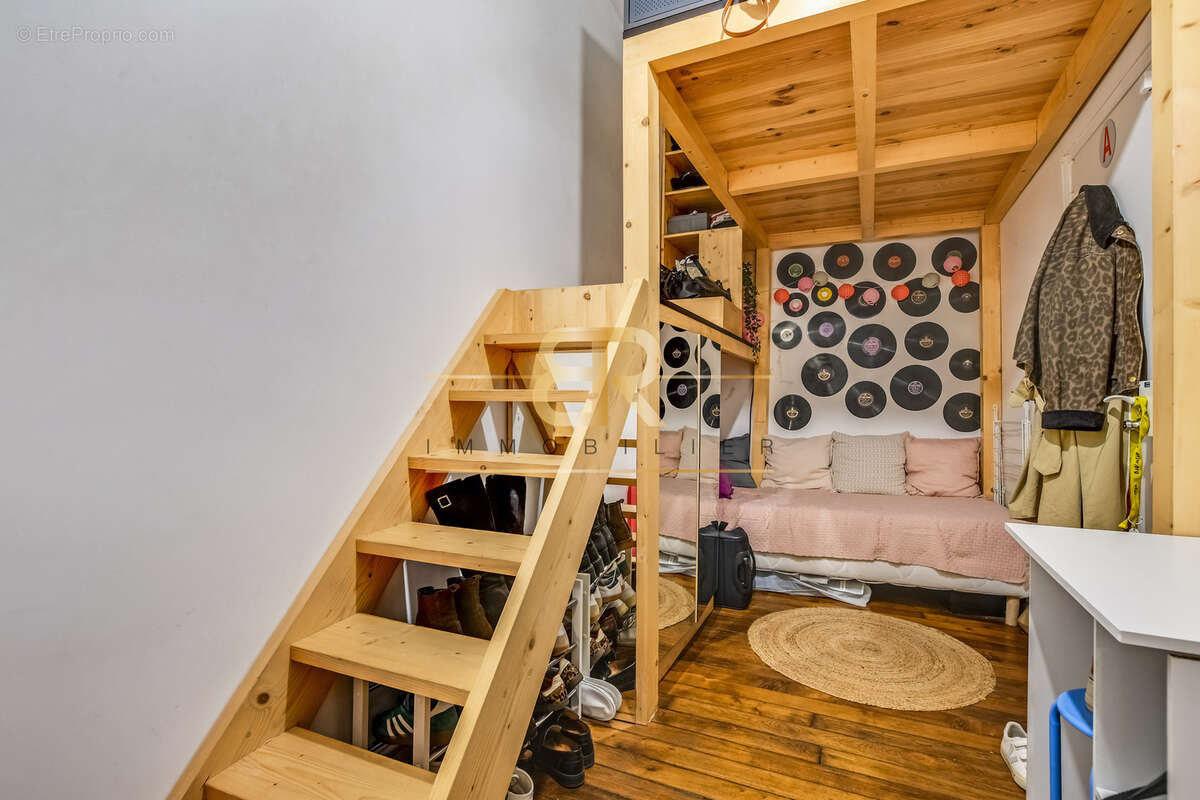 Appartement à PARIS-6E