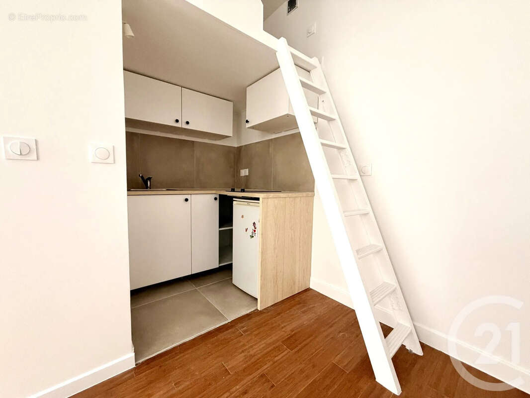Appartement à PARIS-18E
