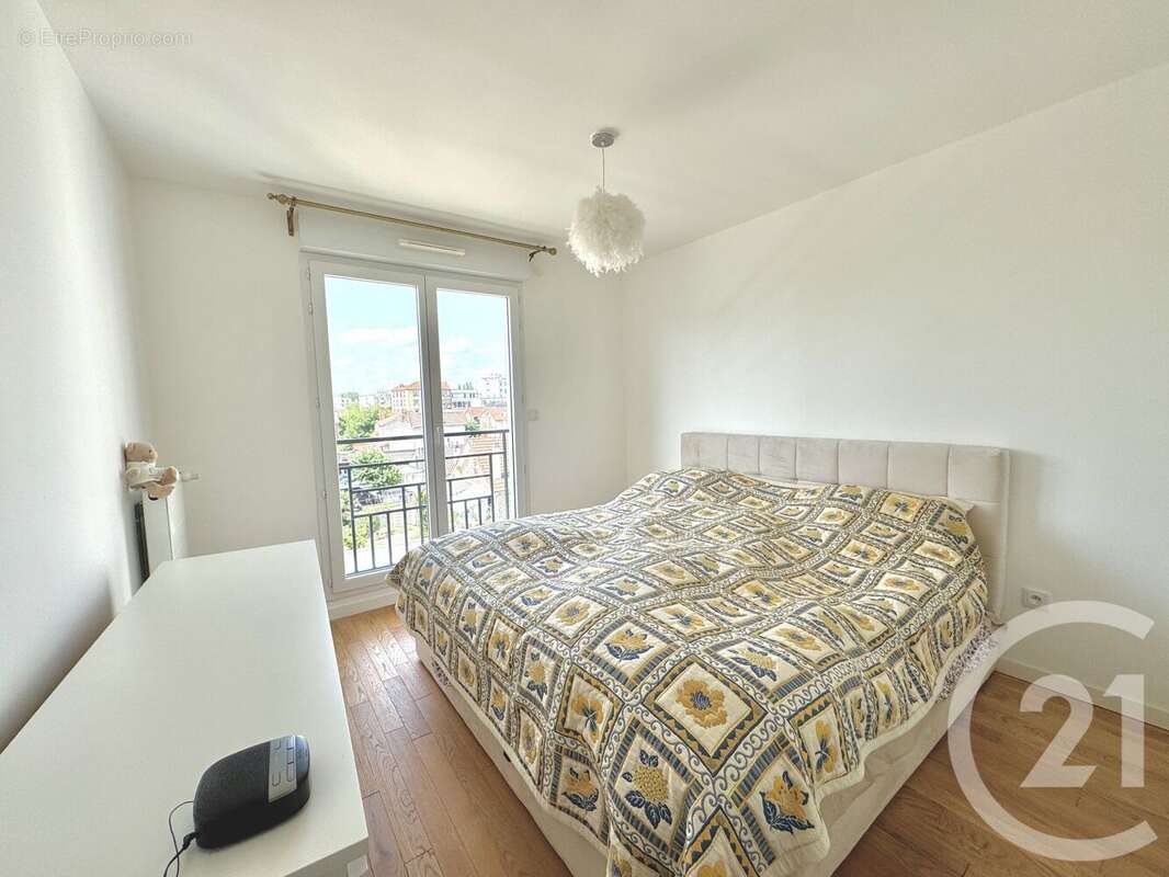 Appartement à SAINT-MAUR-DES-FOSSES