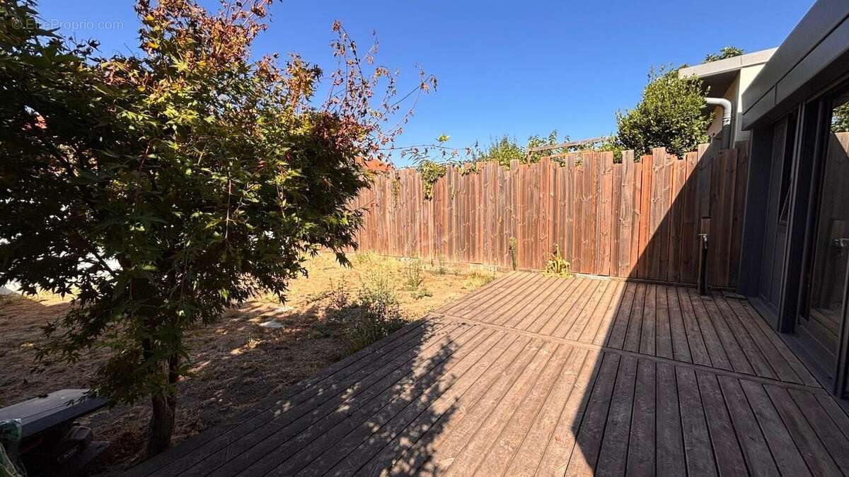 Maison 5 pièces avec Jardin et dépendance - photo 12