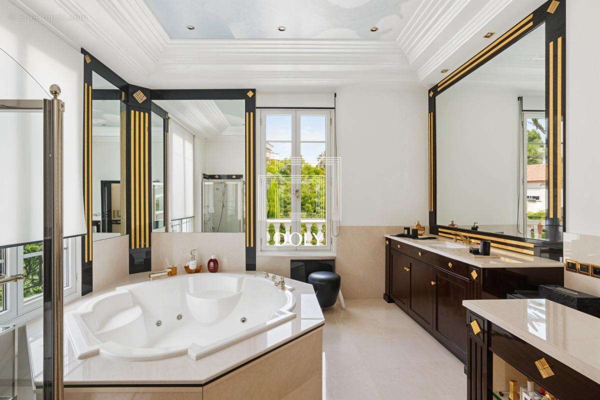 Maison à CANNES