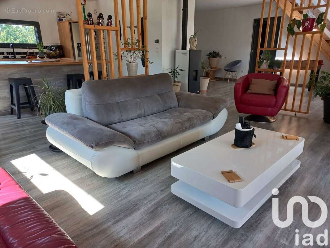 Photo 4 - Maison à SAINT-ROMAIN-DE-LERPS