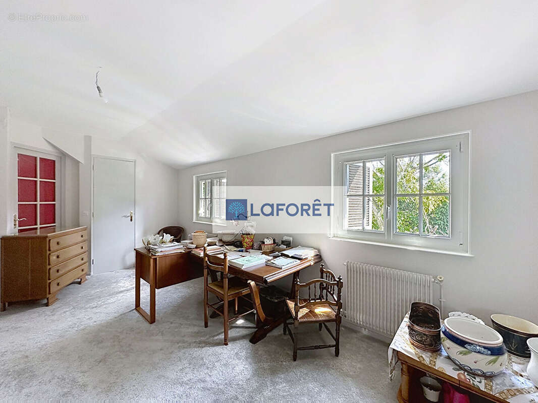 Maison à SARTROUVILLE