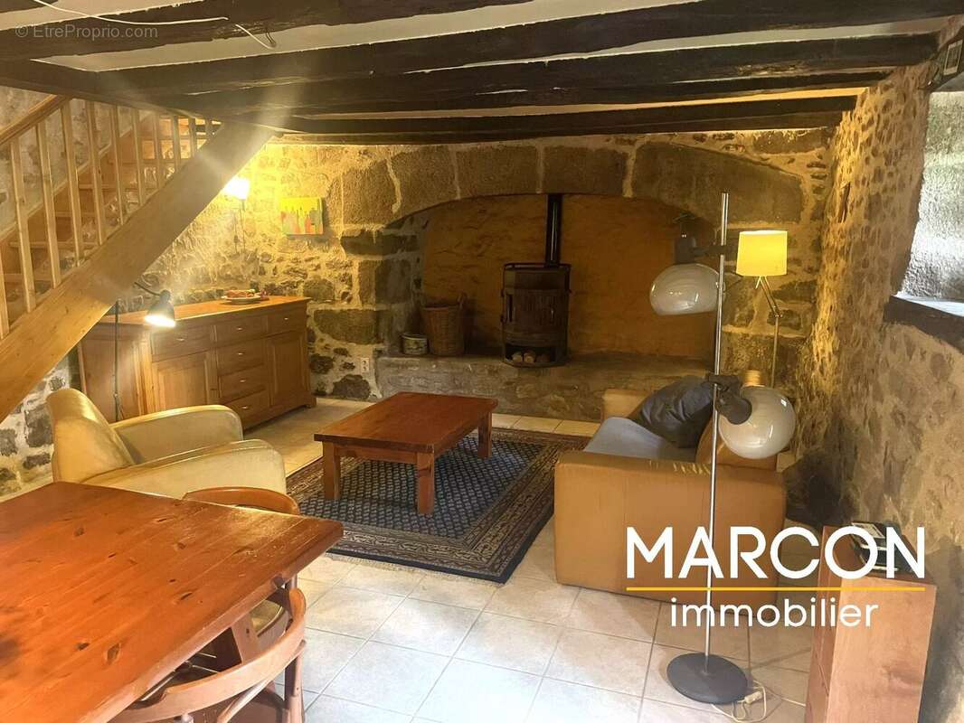 Maison à AUBUSSON