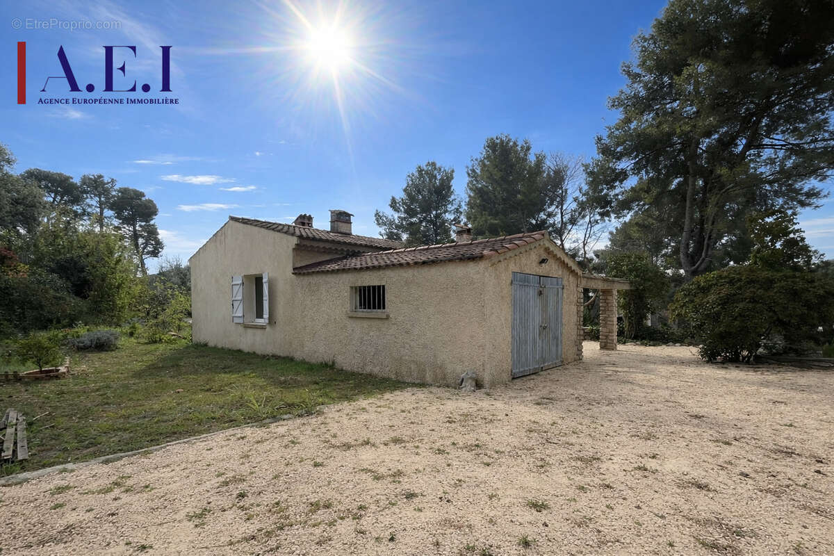 Maison à LA CADIERE-D'AZUR
