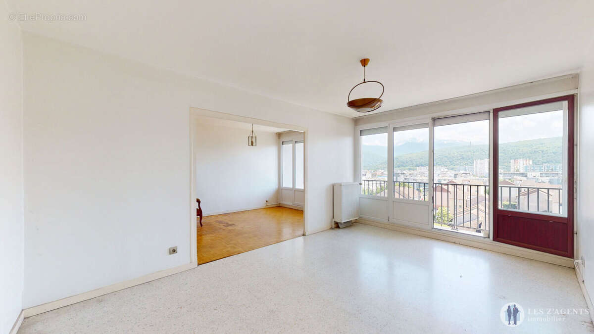 Appartement à ECHIROLLES