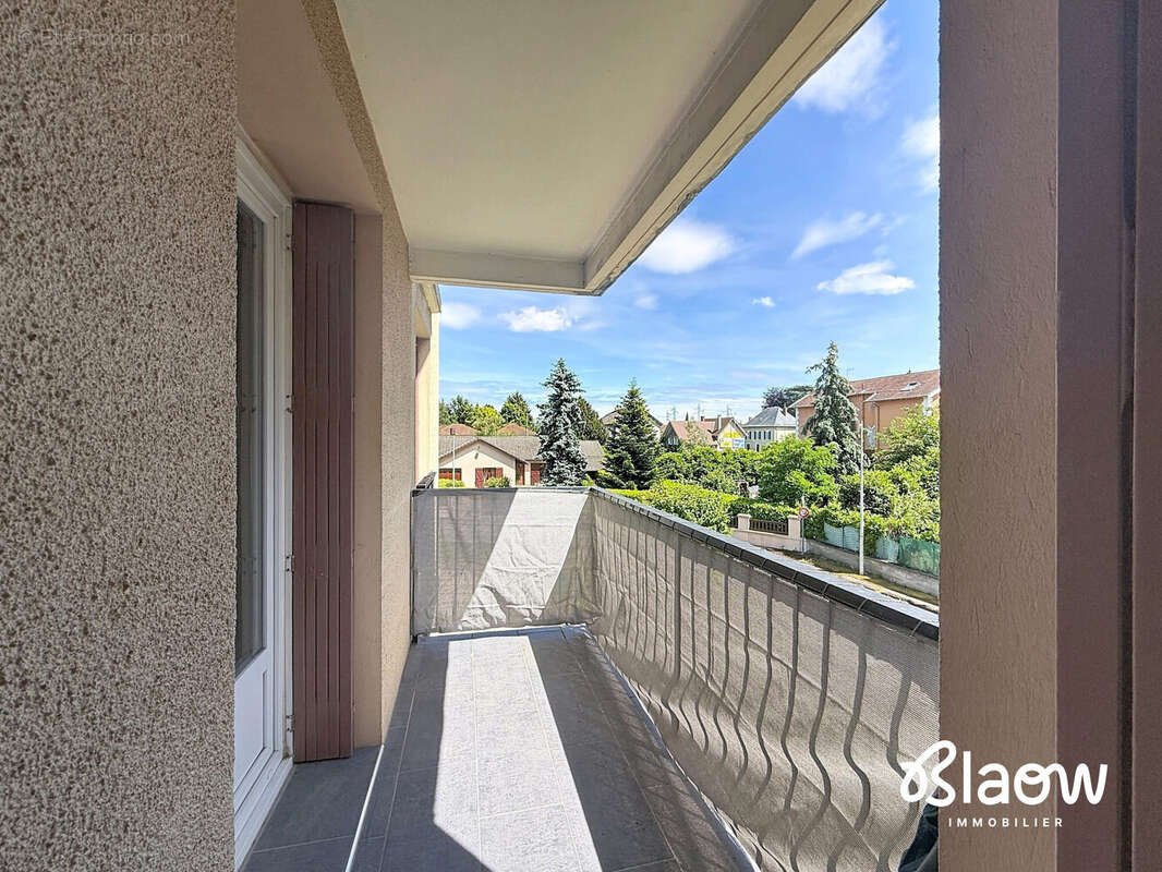 Appartement à PONT-DE-CHERUY