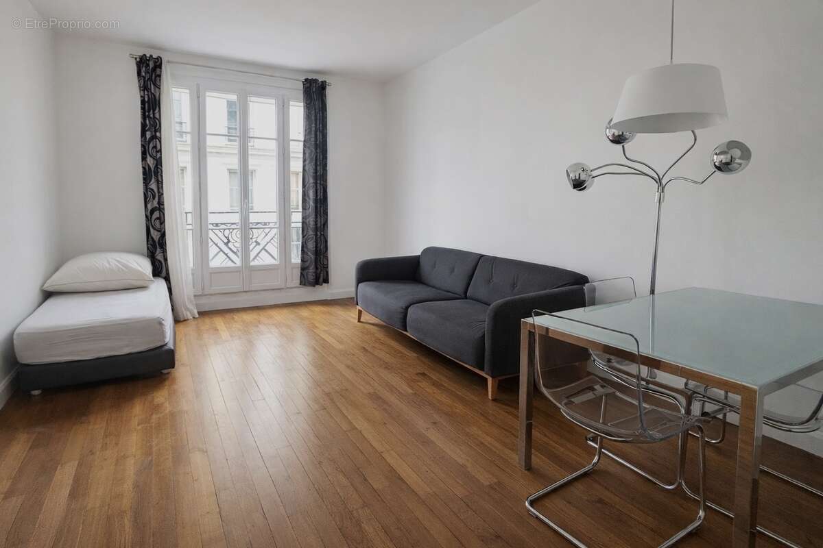 séjour - Appartement à PARIS-18E