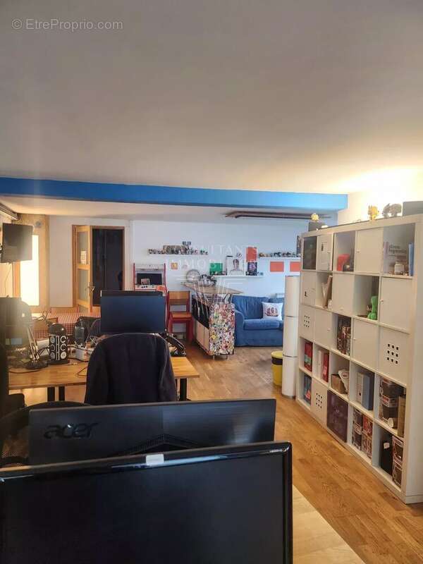 Appartement à PARIS-11E