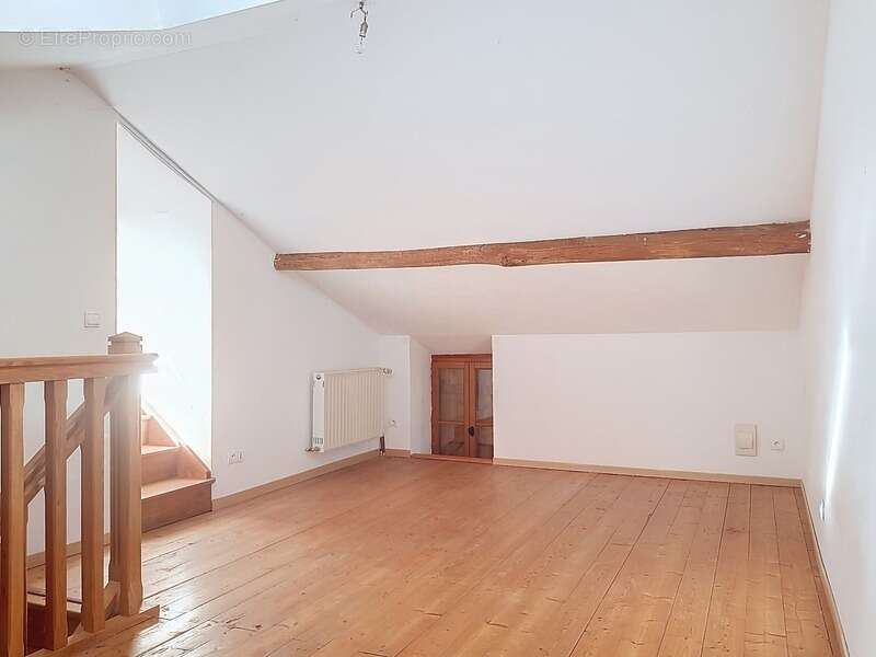 Maison à LA VINEUSE