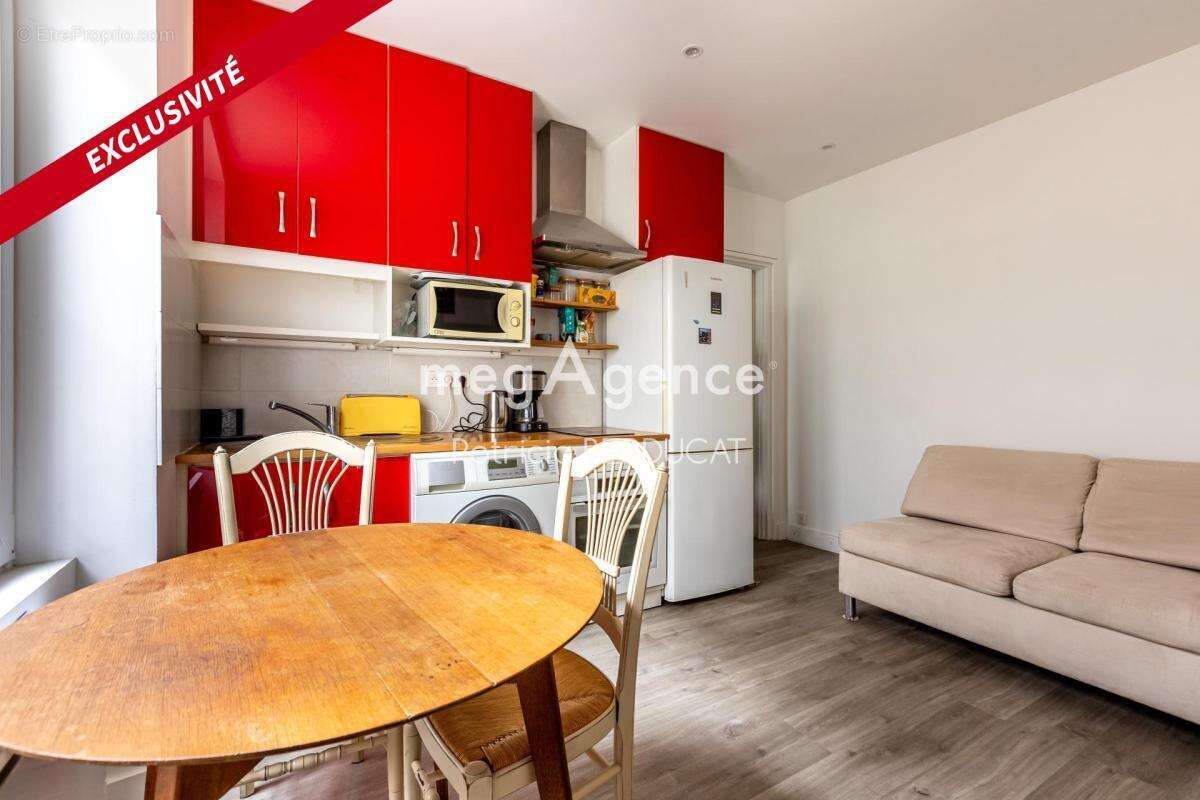 Appartement à PARIS-20E