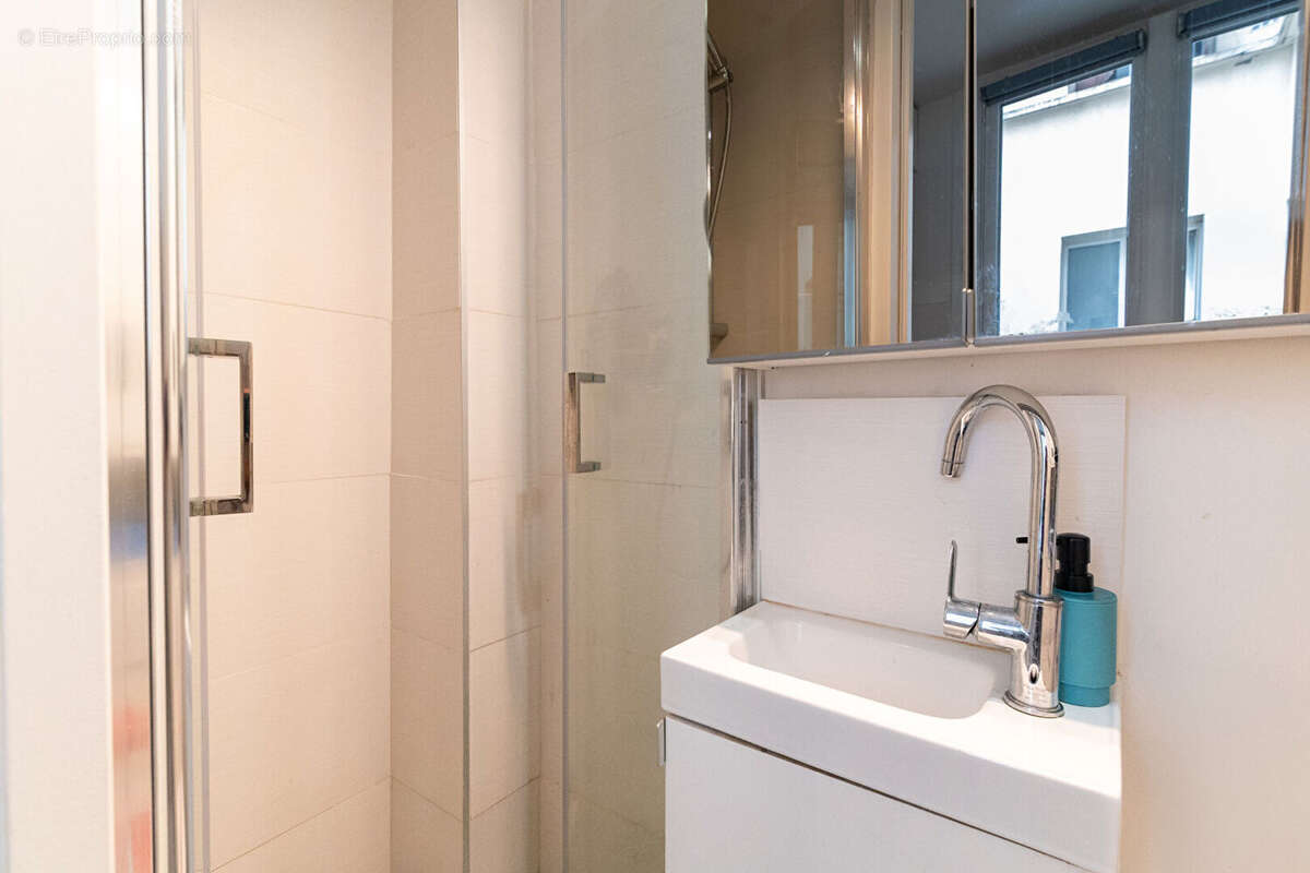 Appartement à PARIS-12E