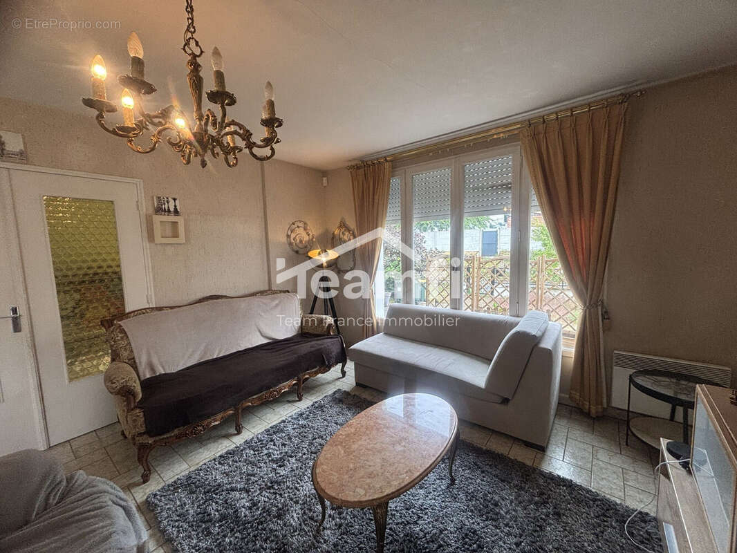 Maison 120 m² à Bourges  - photo 2