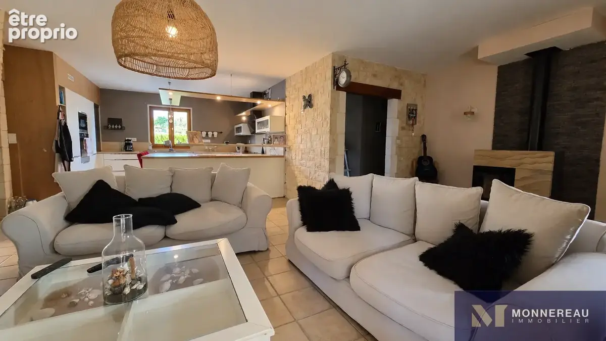 Maison de plain-pied avec dependances - photo 3