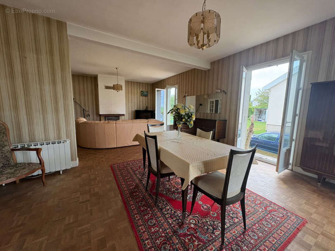 Maison à SAINT-MAUR