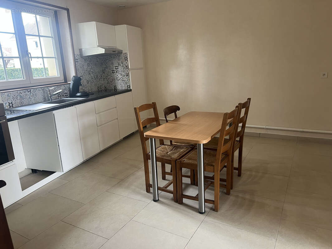 Maison à ORPHIN