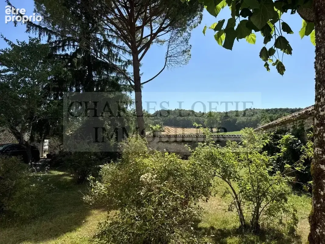 Maison de Maître, dépendances et pisicne, sur 11 ha - photo 21