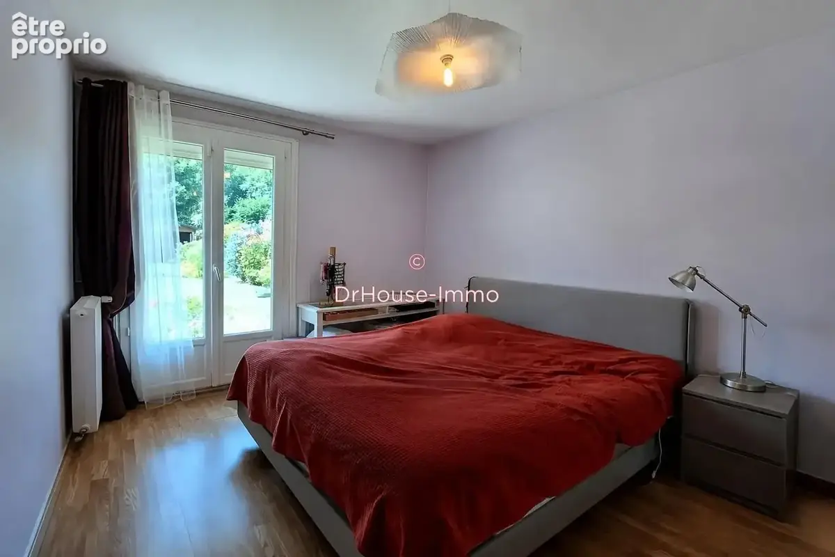 Maison 120 m² à Saint-Arnoult-En-Yvelines  - photo 4