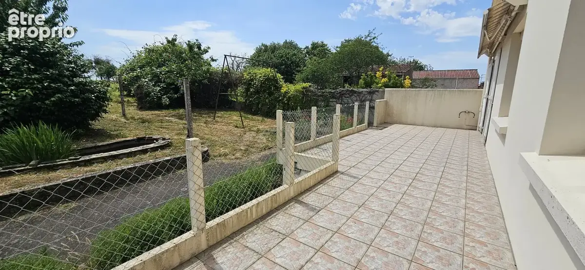ROUANS   Maison à rénover avec sous-sol complet, combles aménageables et dépendances - photo 15