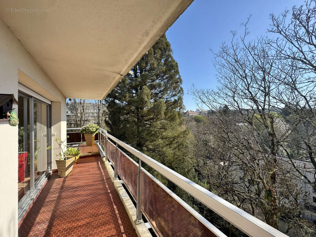 Appartement en Duplex Dernier Etage Entièrement sur Terrasses - photo 16