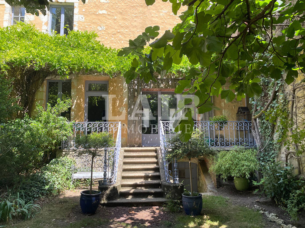 Maison à REMALARD