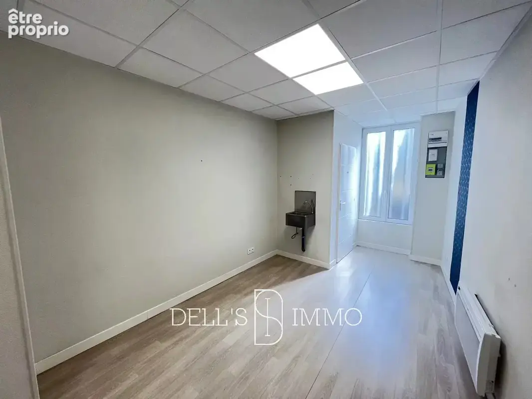 Local commercial libre - photo 2