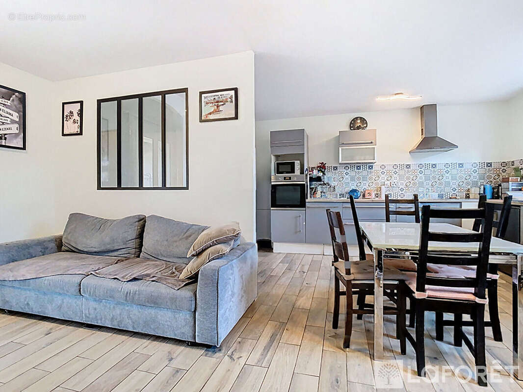 Appartement à VITROLLES