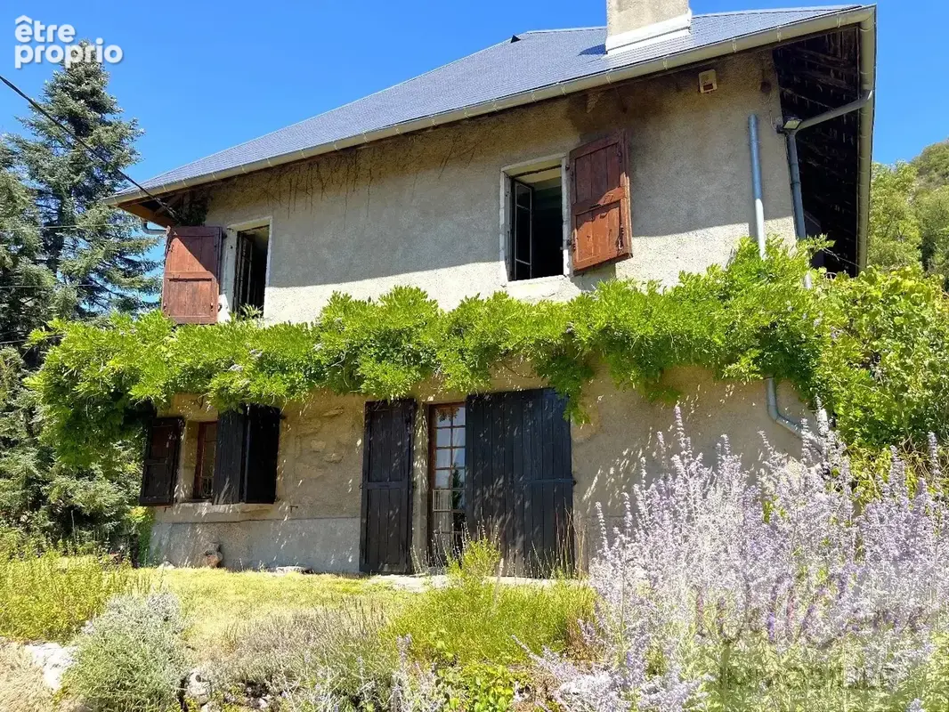 Propriété avec 2 maisons et dépendances sur 6 Ha de terrain arboré proche Challes - photo 17